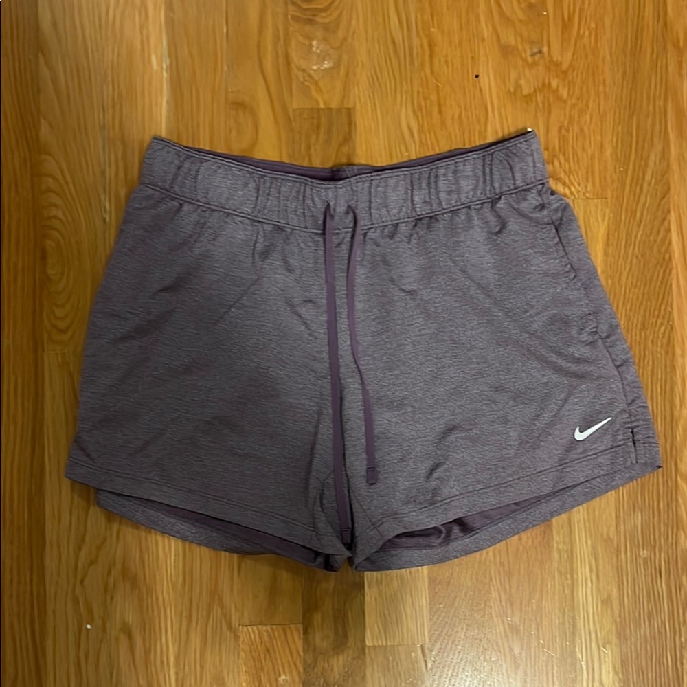 Nike Purple Athletic Shorts for Dynamic Performance